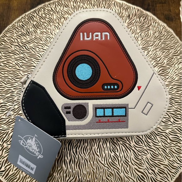 NWT Lightyear Belt Bag - Picture 4 of 5